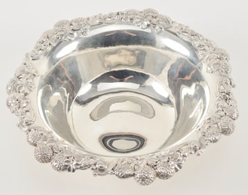 Tiffany & Co. Makers sterling silver thistle and clover fruit bowl. Pierced and raised decoration on