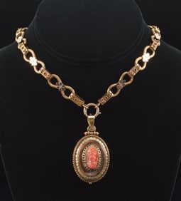 Victorian 14K gold cameo locket pendant necklace. Fancy chain with alternating pierced trefoil and