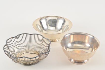 3 silver items. To include: 1) Towle sterling silver footed bowl. 9in diameter. 11.2 ozt. 2) Silver