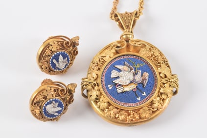 Fine quality 19th century 15K gold micro mosaic jewelry suite. To include a pin/pendant with chain