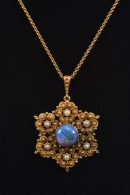 14K gold opal mounted star form pendant necklace. Vintage wirework star or snowflake form pendant