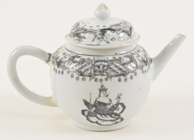 Chinese export teapot. 18th century. Grisaille decoration of Juno and the peacock. 7.5 x 6in.