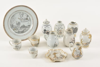 Lot of 11 pieces of Chinese export porcelain. Chien Lung period (1735-1796). Grisaille and gilt