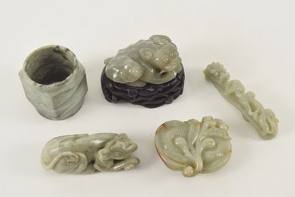 5 jades. China. 19th/20th century. Largest 4in.
