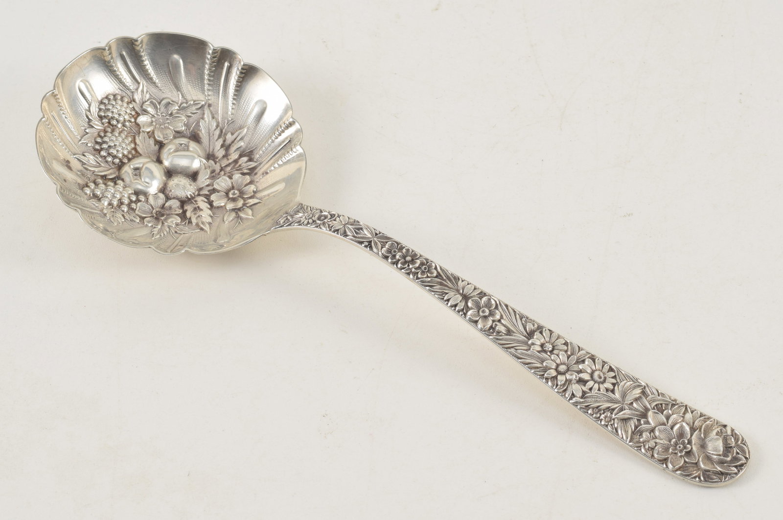 S. Kirk & Son sterling silver large berry spoon. 9.125in length. 3.9 ozt. (1 of 8)