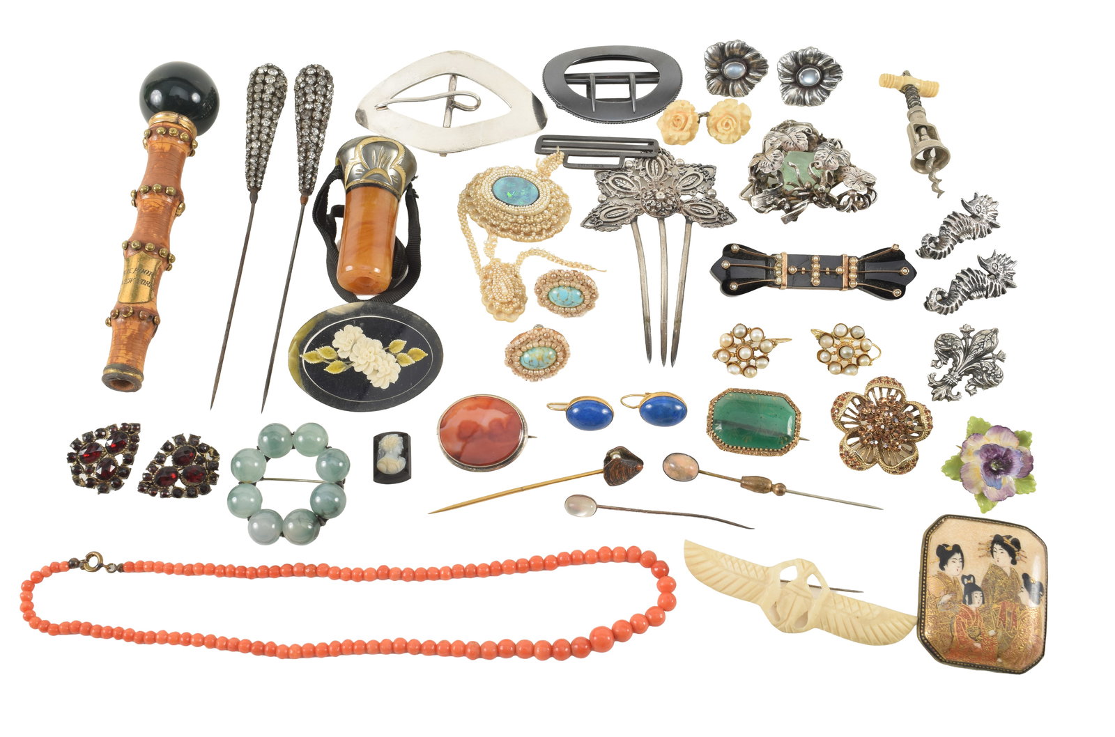 Large lot of antique and vintage jewelry, including gold and silver. Silver jewelry includes: (1 of 8)