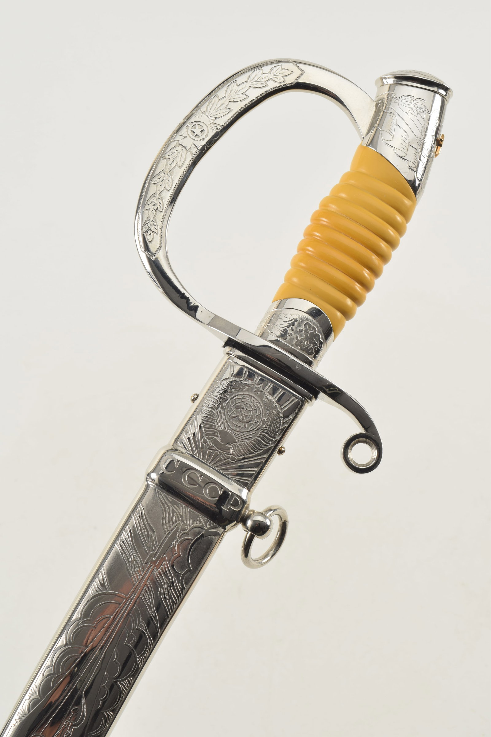 A Soviet Presentation Parade Sabre. Inscribed "To General-Colonel N.I.Krylov". USSR, 1962. A: A Soviet Presentation Parade Sabre. Inscribed "To General-Colonel N.I.Krylov". USSR, 1962. A non-regulation presentation sabre produced as a commemorative gift. The mirror-polished blade is engraved w