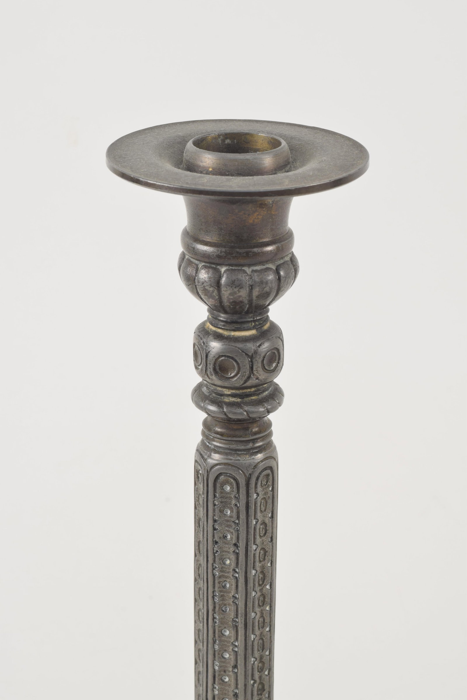 Pair of Oscar Bruno Bach Studio bronze neoclassical candlesticks, circa 1930. Stamped on base Obaso - 2