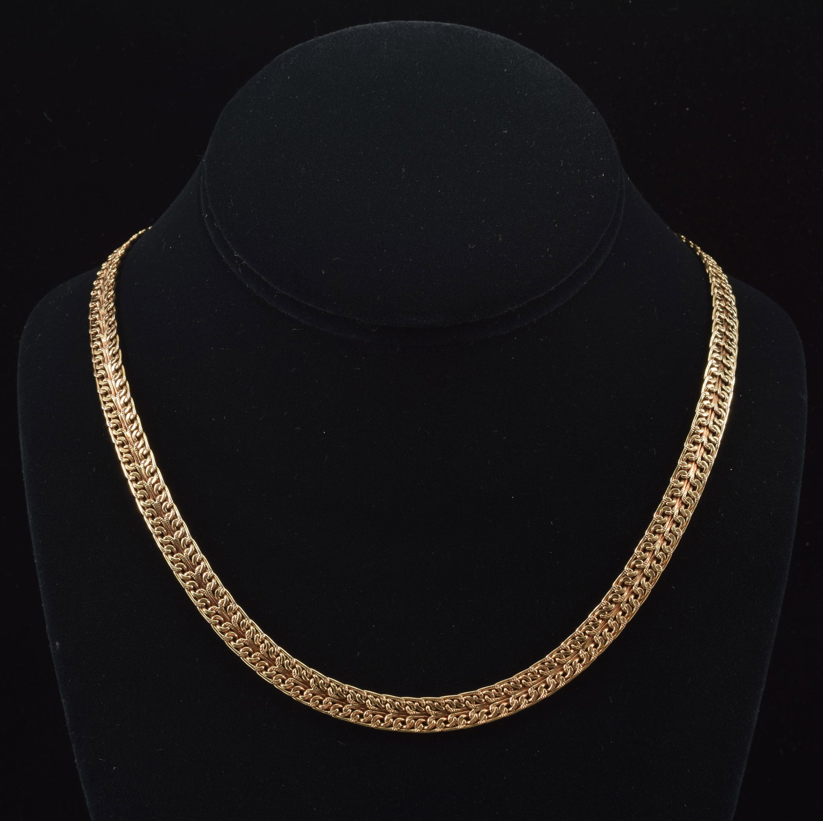 Unoaerre Italian 14K gold fancy link necklace. Double sided design of chevrons/scrolling. Clasp (1 of 6)