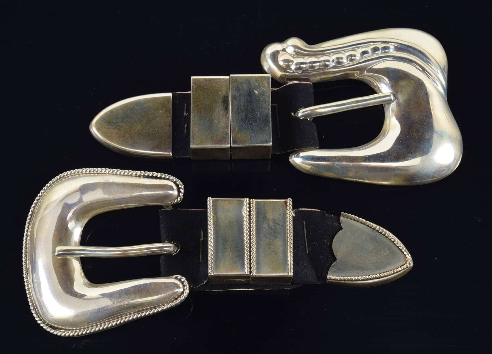2 Mexican Southwest style sterling silver belt buckles. Width of buckles: 2.75 and 2.25in. 4.7 ozt (1 of 7)