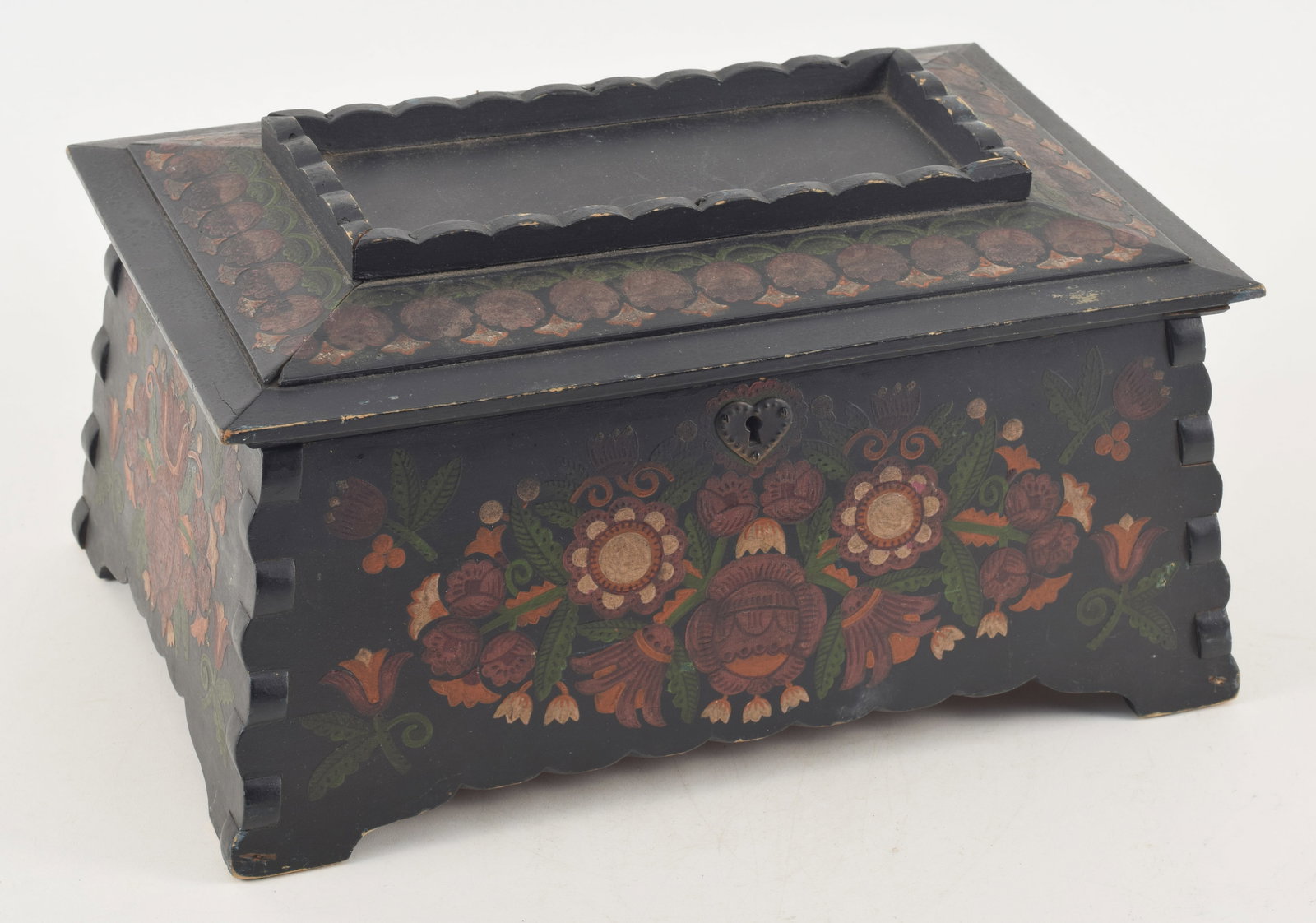 1893 Lyme, New Hampshire folk paint decorated box with shaped dovetails and gallery top. Stenciled (1 of 8)