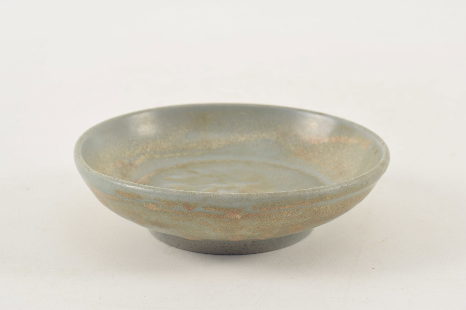 Early Chinese celadon dish with floral decoration, possibly Guan ware. Glaze hairlines and small - 3