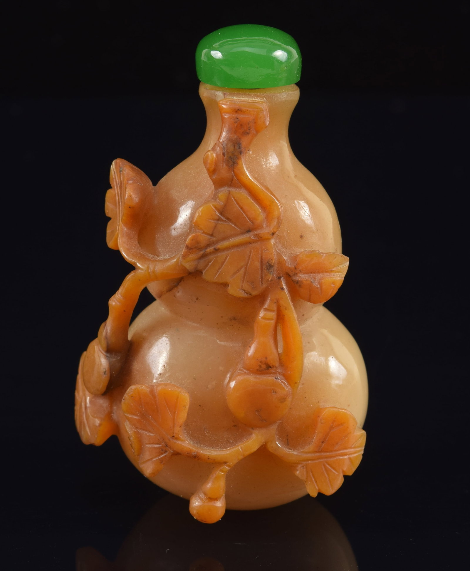 19th/early 20th century Chinese carved agate snuff bottle. Double gourd form with pierced fruit and (1 of 5)