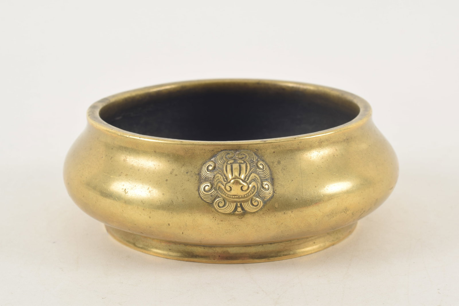18th century or earlier Chinese gilt bronze censer. Lion mask head handles. Xuande mark on base. - 3