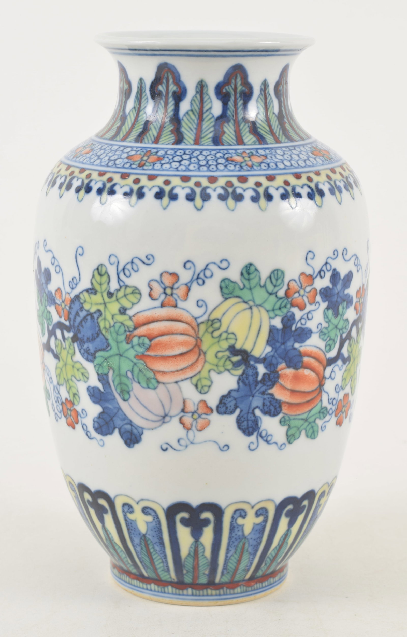 20th century Chinese doucai porcelain vase. Gourd decoration. Hallmarked on base. 6.75in high. (1 of 6)