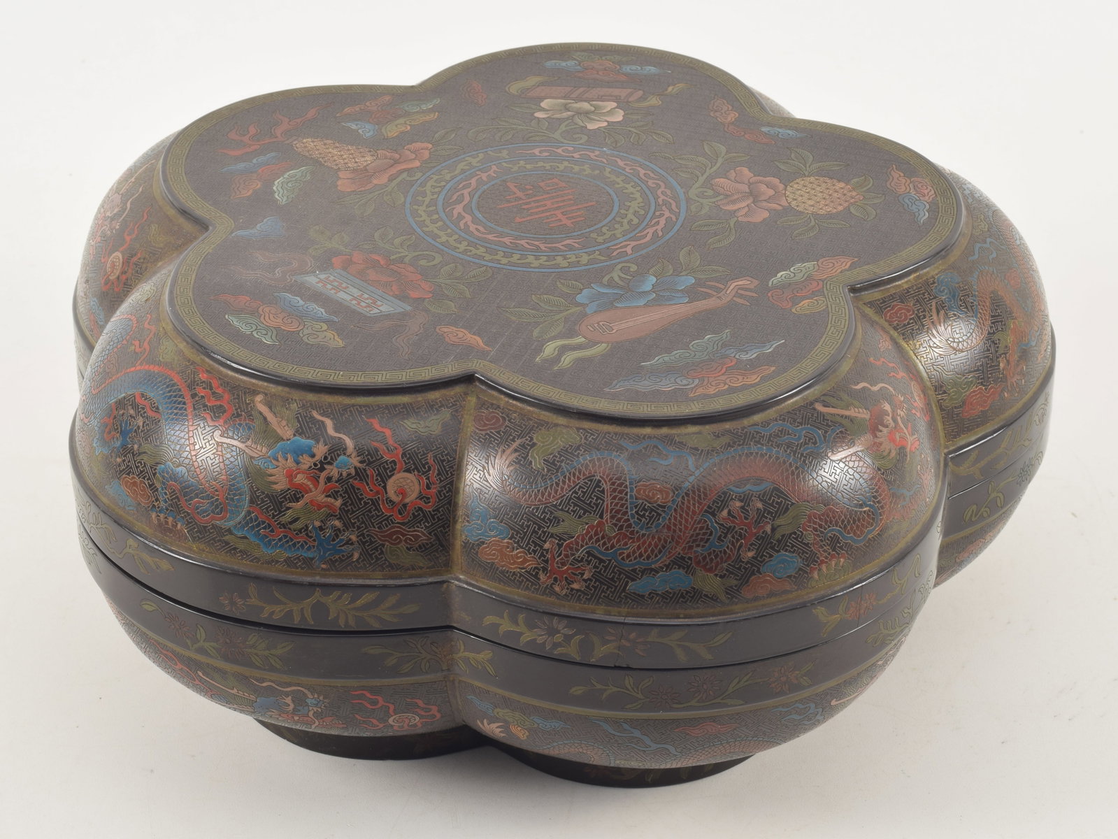 Large 19th/20th century Chinese 5-sided lobed lacquered covered box. Intricate decoration of (1 of 6)