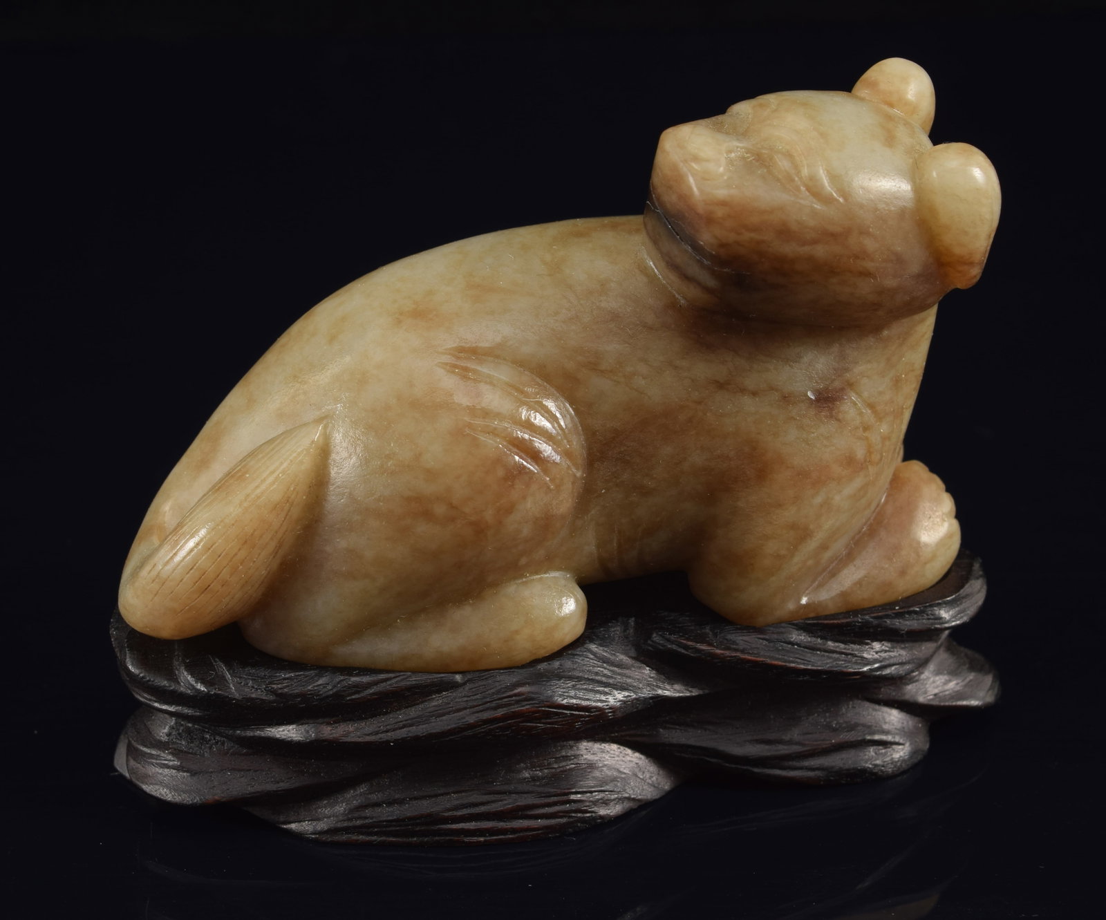 Jade animal. China. 18th century or earlier. Carving of a tiger. Fitted stand. 3.25in.: Jade animal. China. 18th century or earlier. Carving of a tiger. Fitted stand. 3.25in.