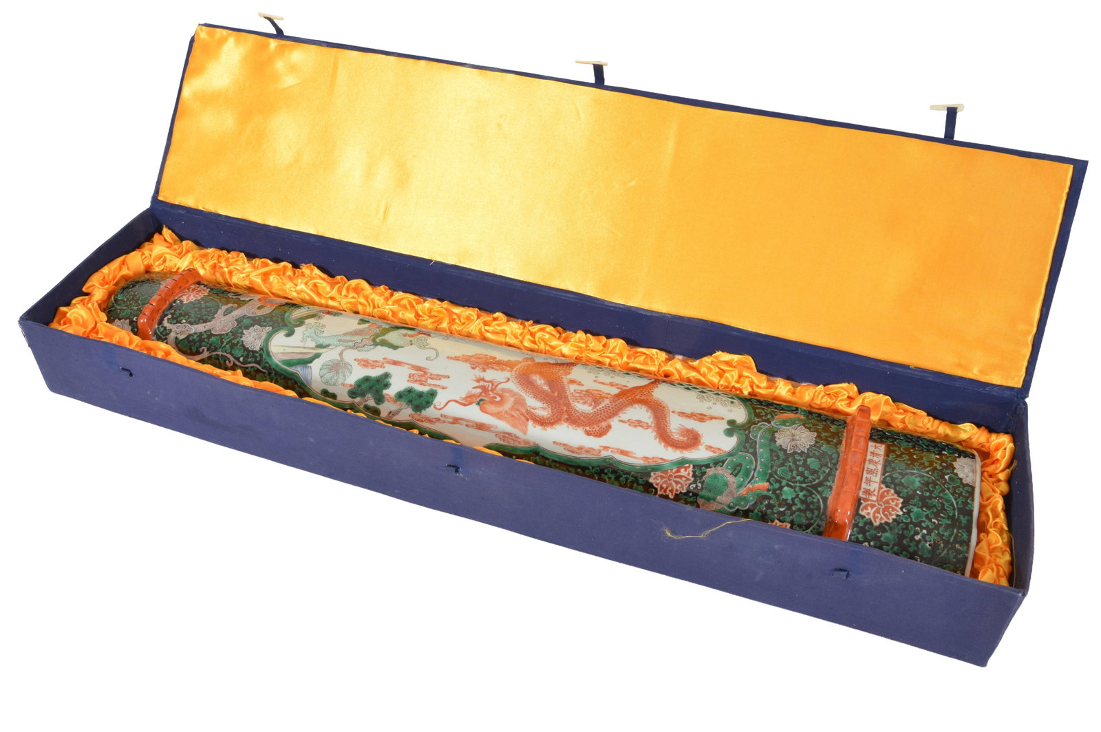 20th century Chinese famille verte porcelain Guqin instrument. Iron red dragon decoration, floral (1 of 14)