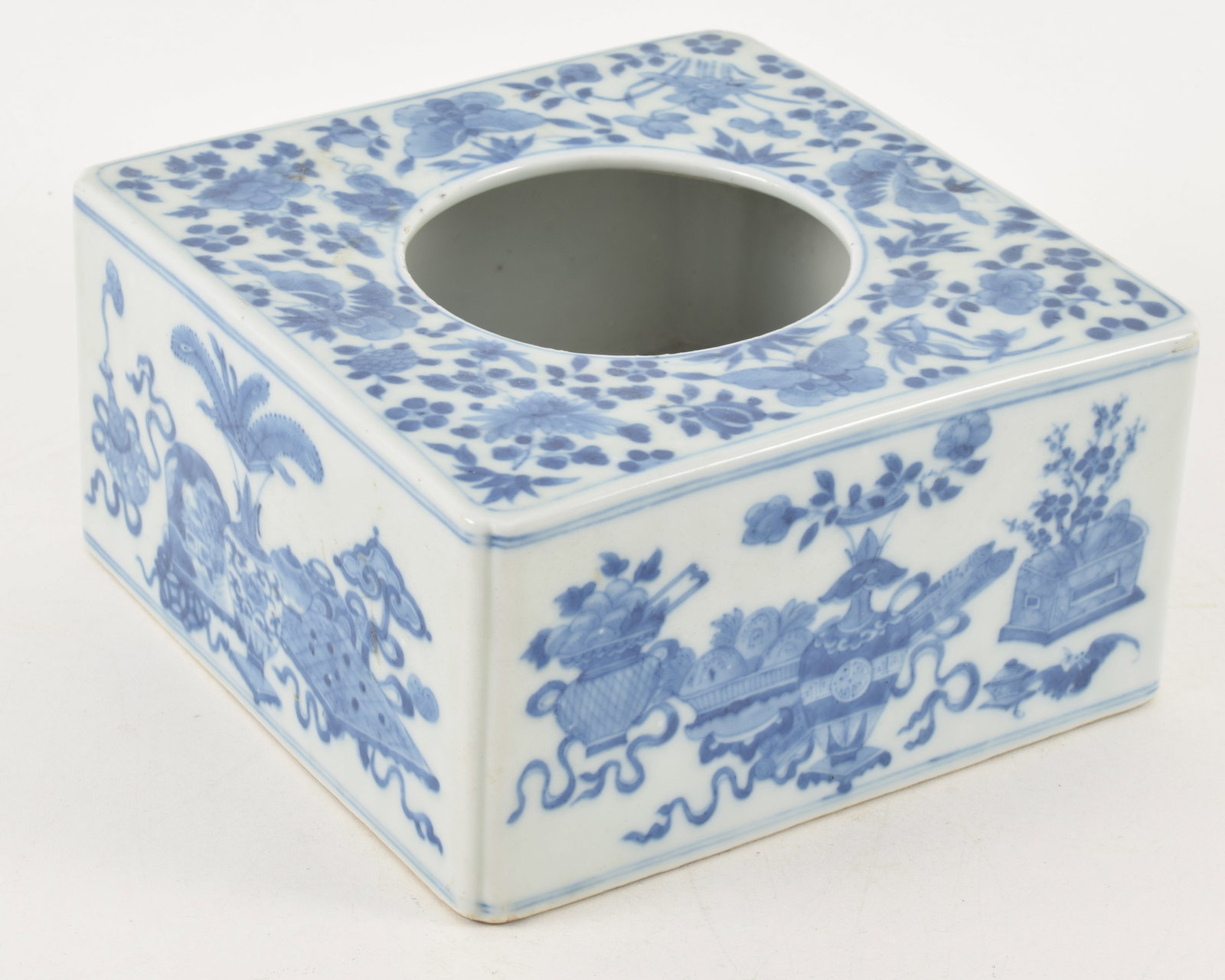 Large Chinese porcelain brush washer. Square form. Blue and white decoration of the hundred: Large Chinese porcelain brush washer. Square form. Blue and white decoration of the hundred antiques, flowers and buterflies. 8 x 8 x 4.25in.