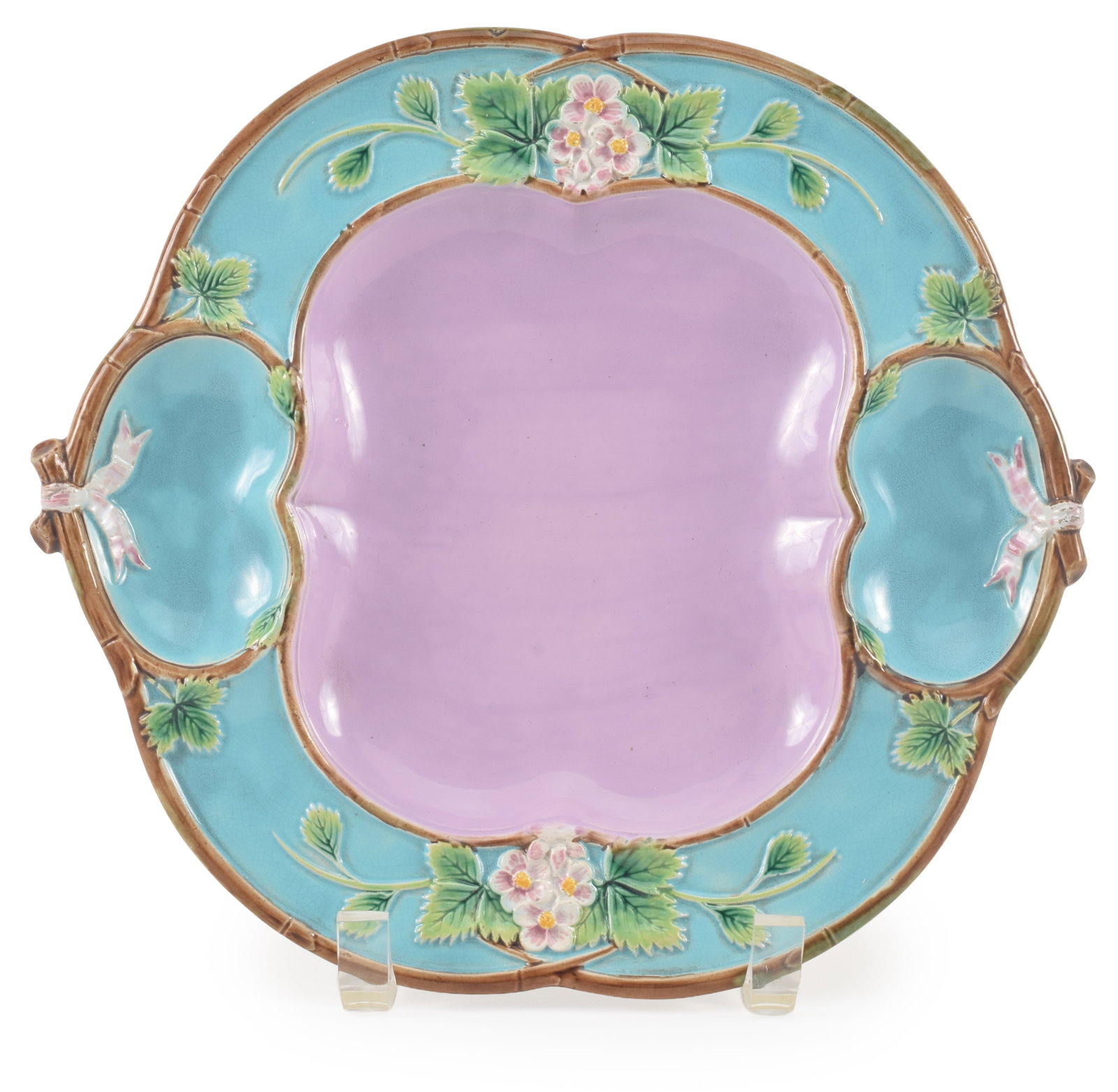 George Jones majolica strawberry serving dish with strawberry flower and foliate edge. Molded and (1 of 6)