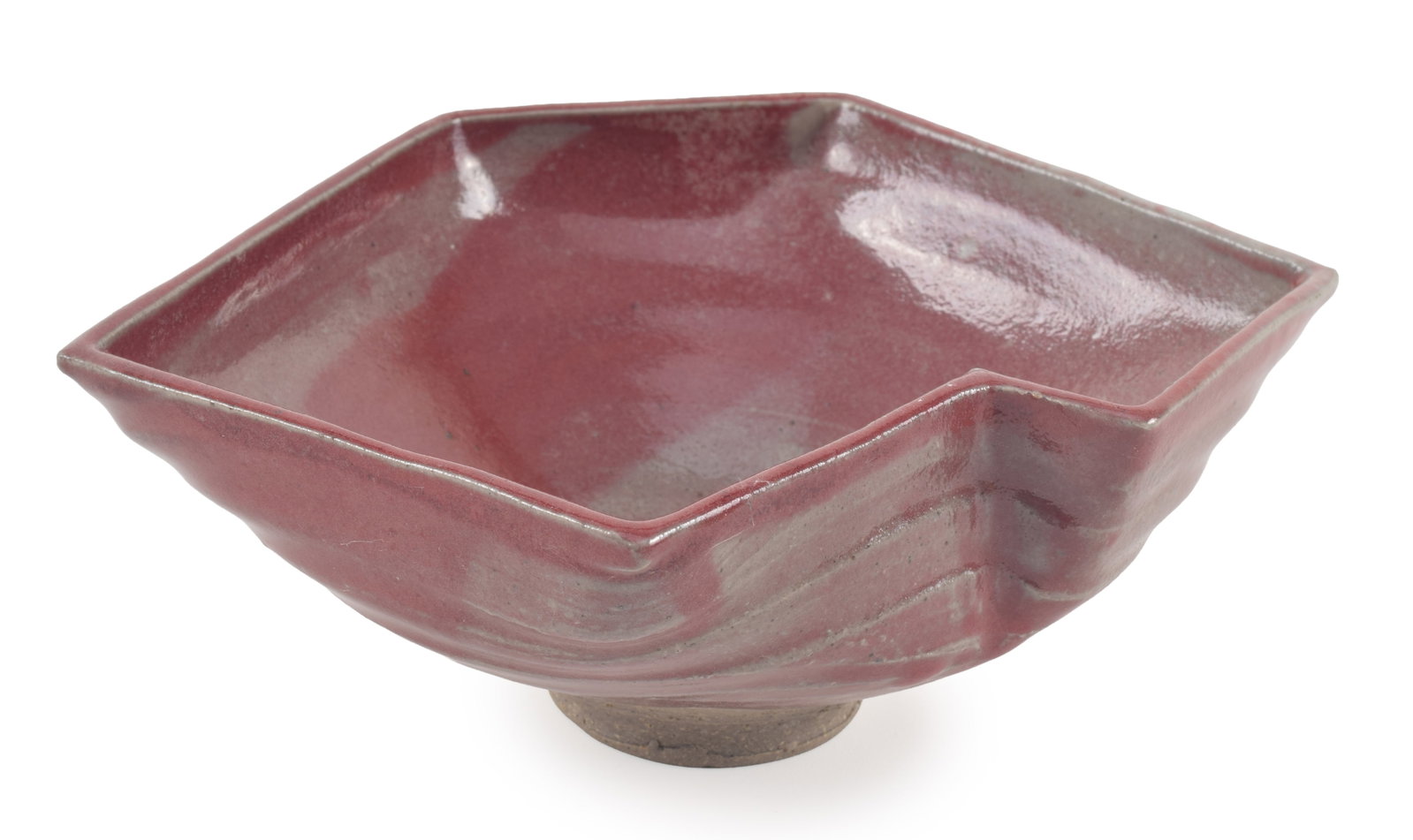 Makoto Yabe. Japan/Massachusetts. Art pottery angled footed bowl in oxblood style glaze. Figural (1 of 6)