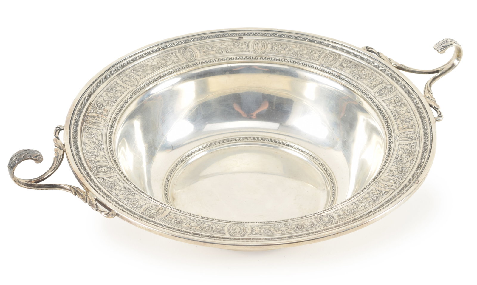 International "Wedgwood" sterling silver handled bowl. Classical urn and floral scrollwork border (1 of 5)