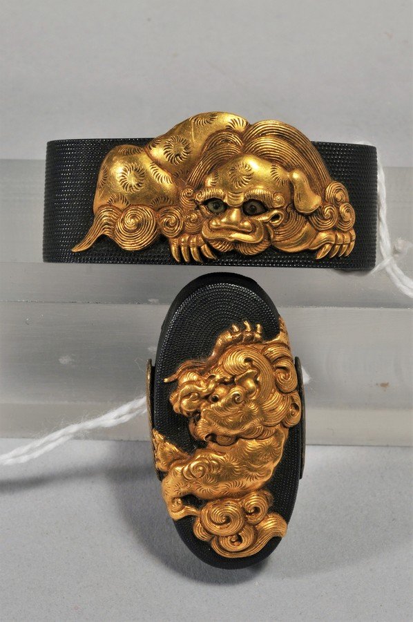 Set Fuchi-Kashira, Signed. Japan. 18th/19th century. (1 of 3)