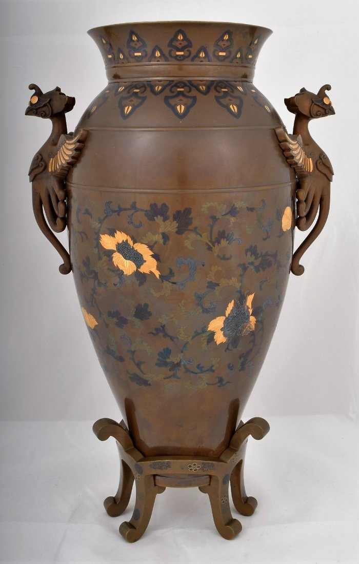 Mixed metal vase and stand. Japan. Meiji period (1 of 10)