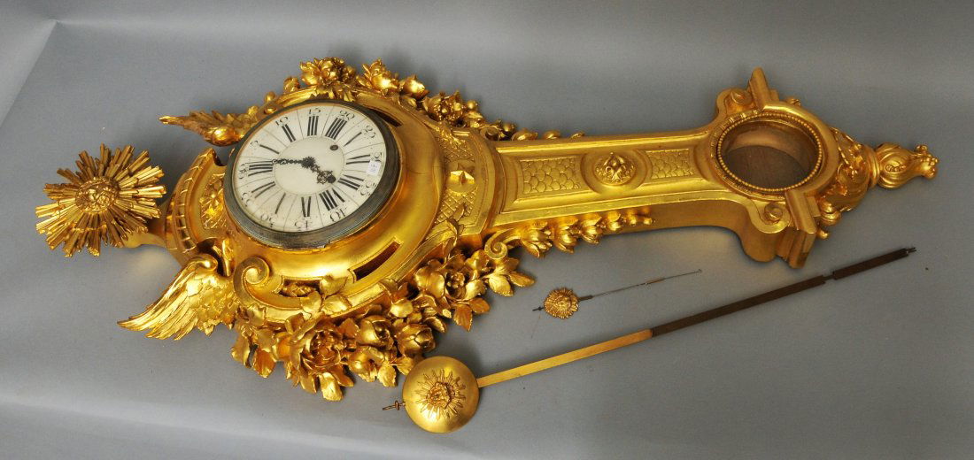 19th century  French carved gilted Roi wall clock. (1 of 10)