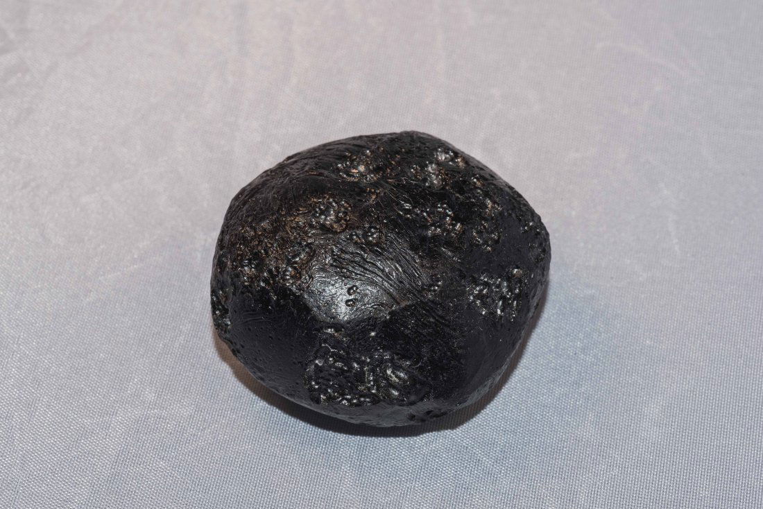 Large 391.0 CT Genuine Tektite Meteorite! (1 of 2)
