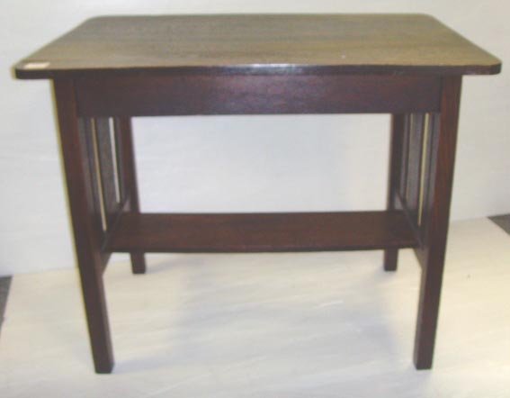 MISSION OAK TABLE UNSIGNED - 36 X 24 1/2 X 30 - RE