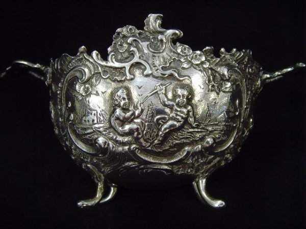 NETHERLANDS STERLING SILVER FOOTED DISH DECORATED - 2
