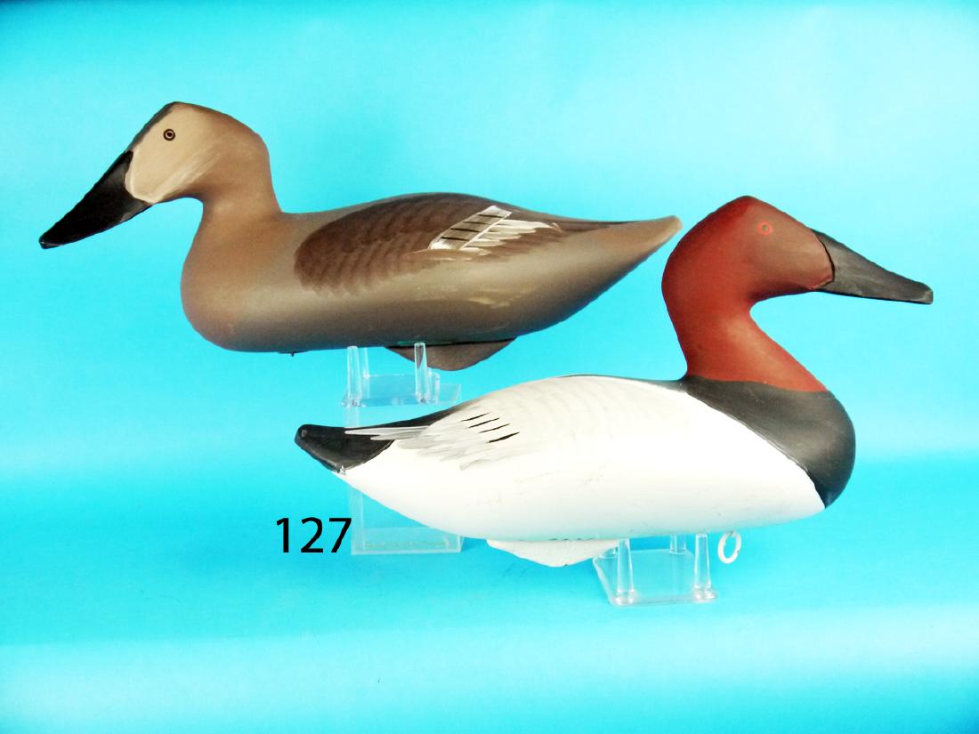 PAIR OF CANVASBACKS by Capt. Harry Jobes, Aberdeen, MD. (1 of 1)