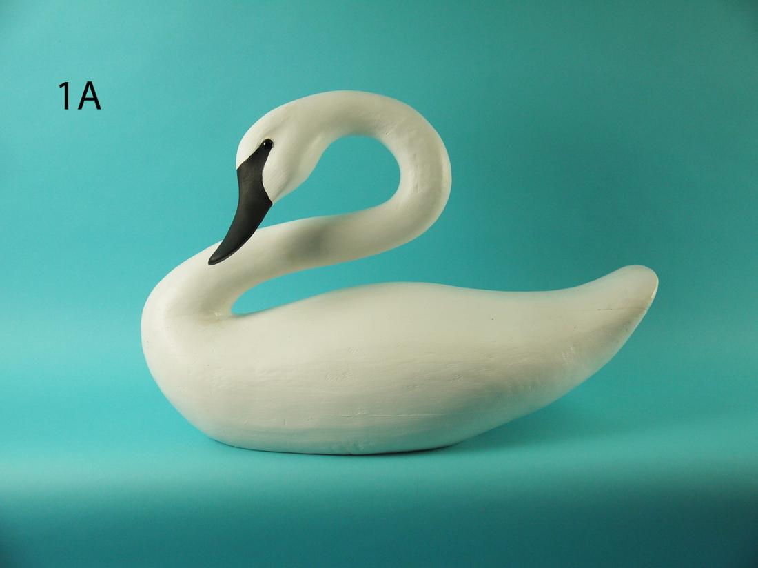 DECORATIVE SWAN, WILDFOWLER (1 of 3)