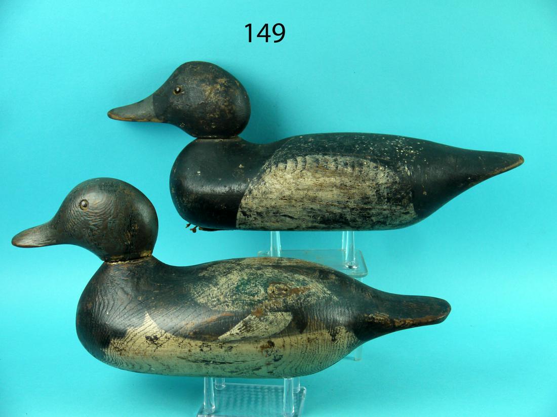 BLUEBILL/PINTAIL DRAKE, MASON: BLUEBILL by the Mason Decoy Co., Detroit, MI. Some original paint remaining with touch up to areas. Good structural condition with typical checks. Standard grade, glass eye model. Inlet weight. Togeth