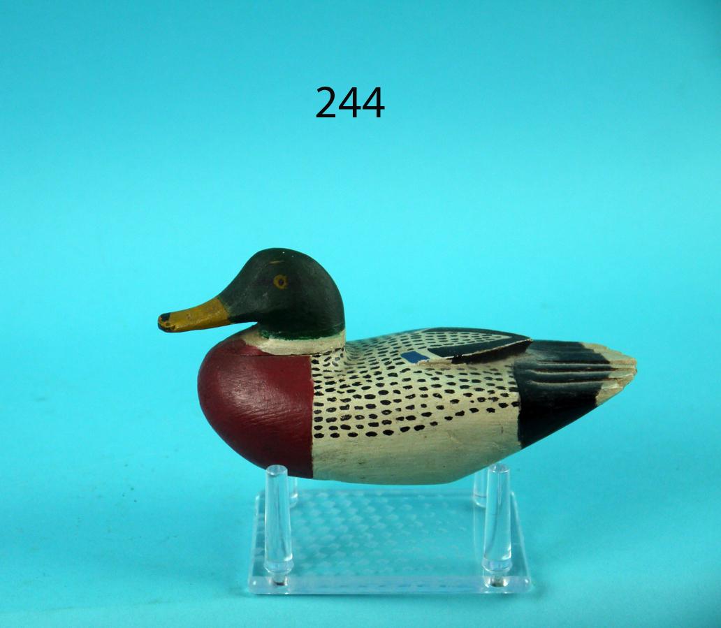 ONE-QUARTER SIZE MALLARD DRAKE, T. FITZPATRICK (1 of 4)