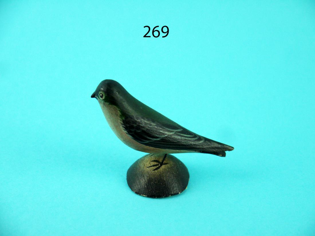 RARE MINIATURE TREE SWALLOW, A.E. CROWELL (1 of 4)