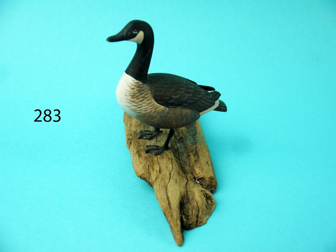 MINIATURE CANADA GOOSE, W. REINBOLD (1 of 4)