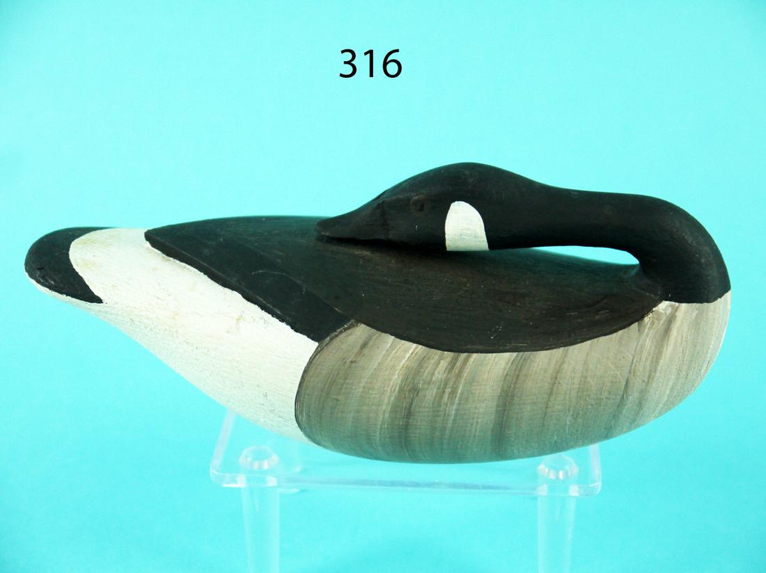 MINIATURE CANADA GOOSE, G. STRUNK (1 of 4)