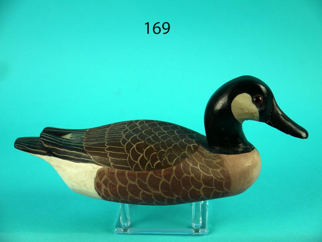 ONE-THIRD SIZE CANADA GOOSE, P. WILBER (1 of 4)