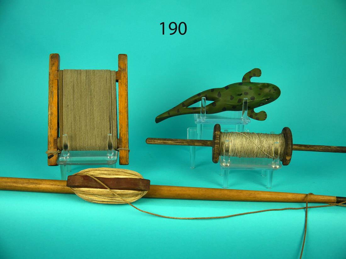 JIGGING FROG WITH CORDS (1 of 3)