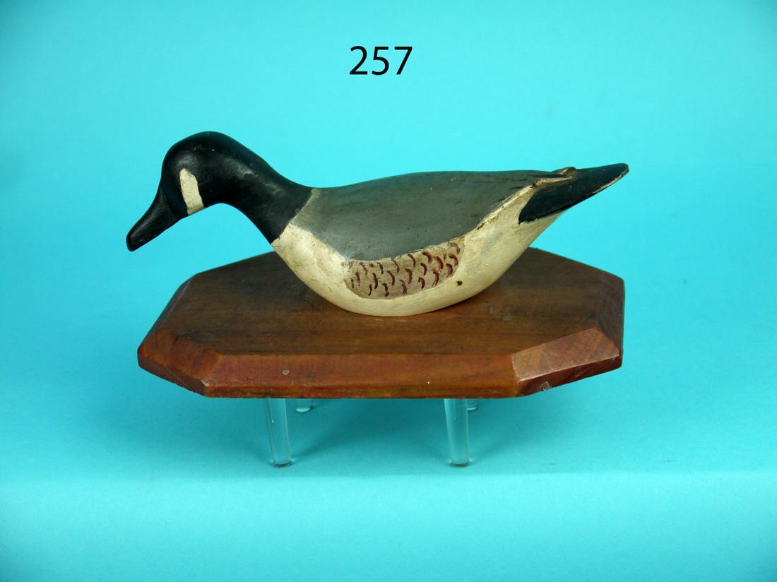 ONE-QUARTER SIZE CANADA GOOSE, J. PARKER (1 of 4)