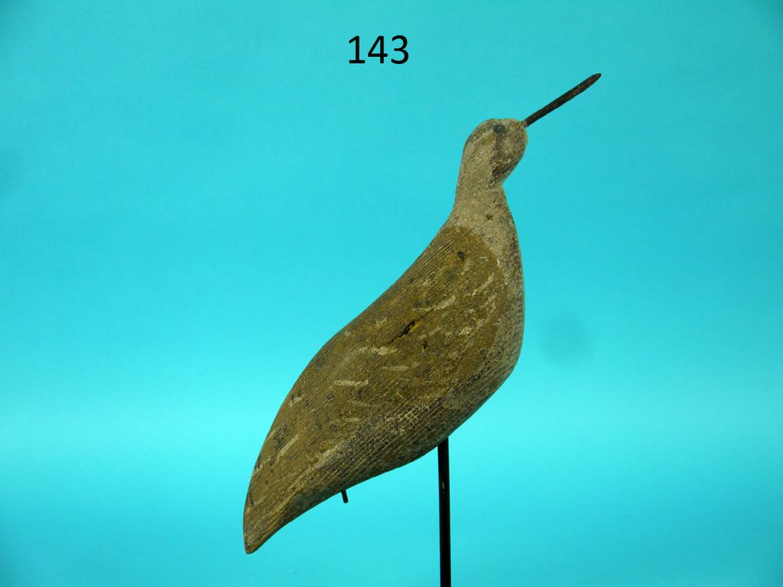 EARLY SHOREBIRD, CAPE MAY, NJ: EARLY SHOREBIRD, probably Cape May, NJ. Weathered original paint that appears to be original. Very good structural condition. Retains metal bill. Painted feather work overall. Painted eye detail. U-na