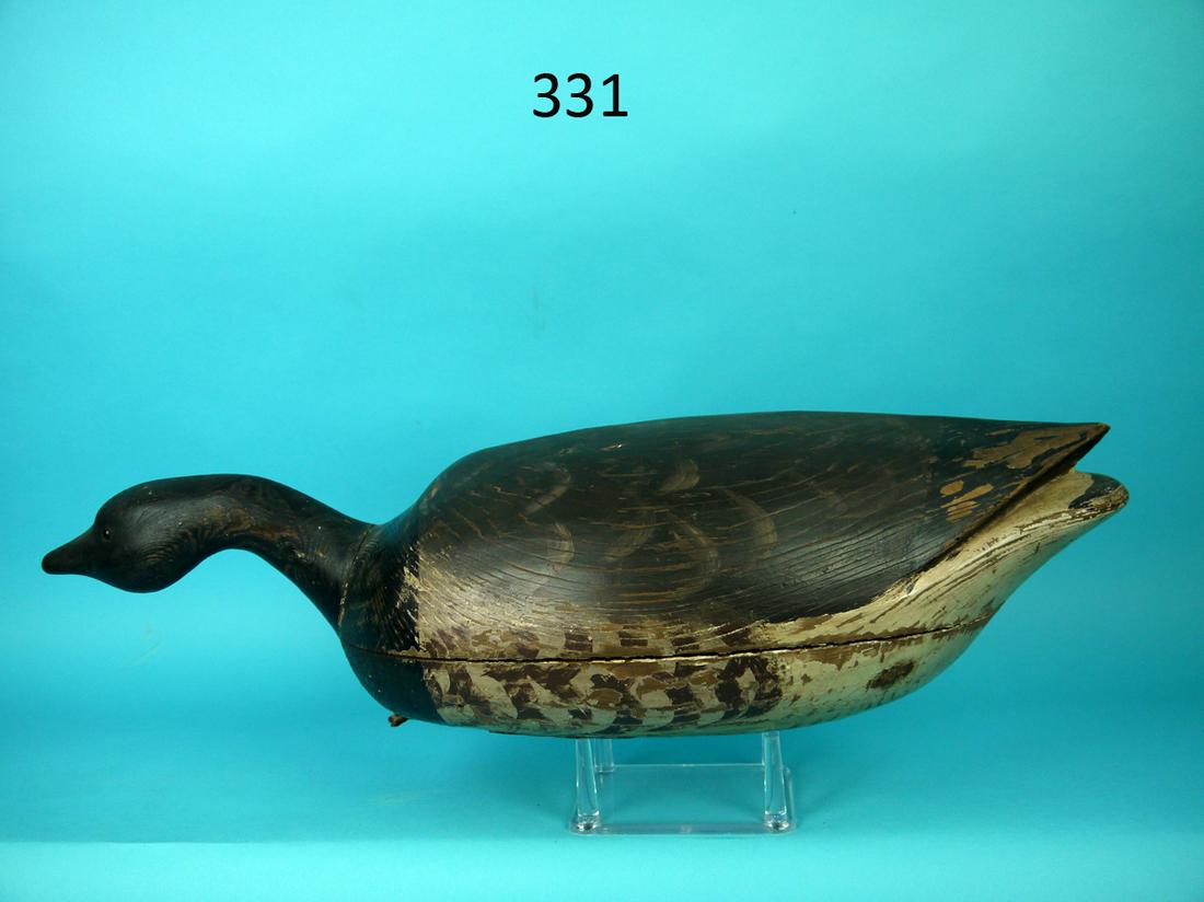 BRANT, B. SEABROOK: VERY FINE BRANT by Bob Seabrook, Absecon, NJ. Very good original antiqued paint and structural condition. Hollow construction. Cobb model carved in a swimming position. Retains glass eyes. "N" carved 