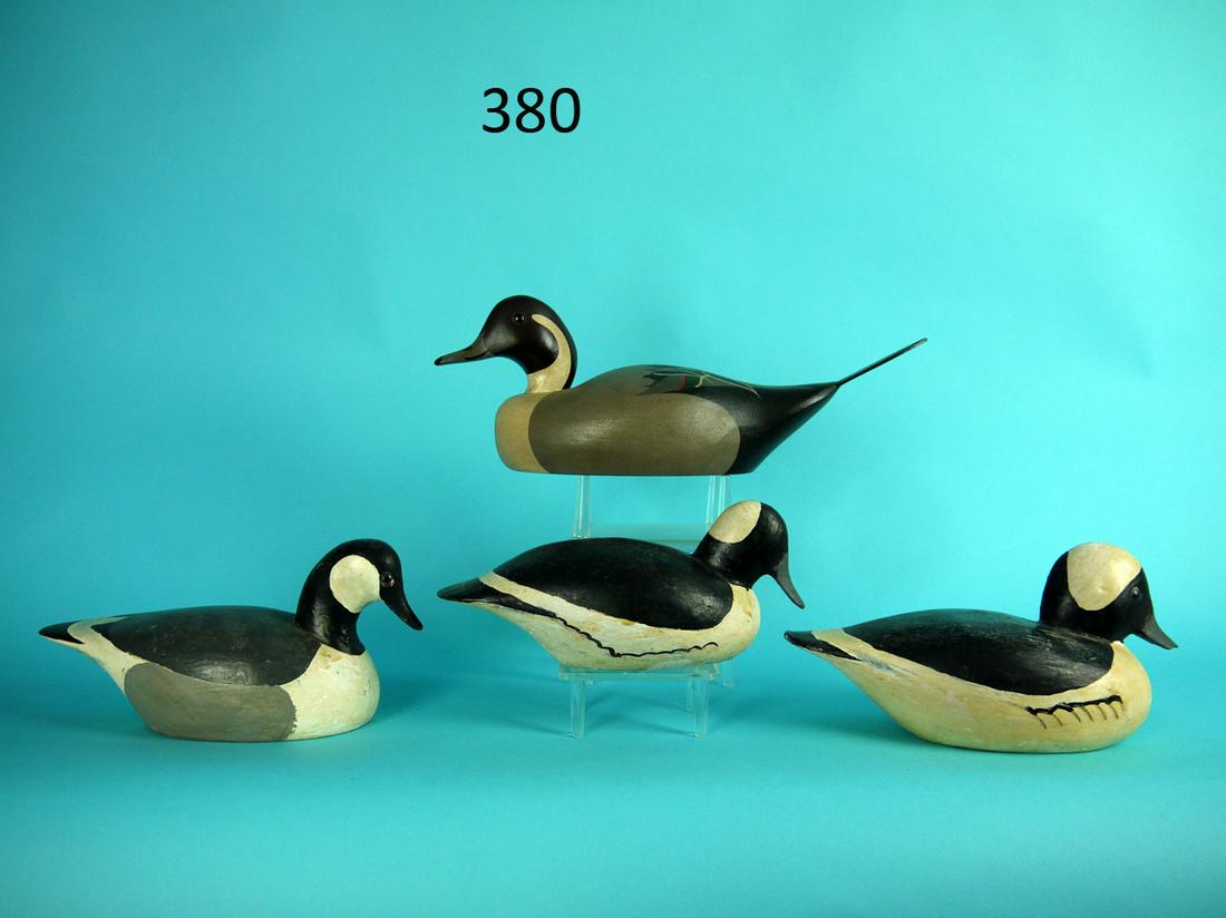 TWO 1/4 SIZE CANADA GEESE/TWO BUFFLEHEAD DRAKES, H. ROGERS: TWO ONE-QUARTER SIZE CANADA GEESE by Herb Rogers. Good original paint showing some wear. Together with BUFFLEHEAD in good original paint with coat of finish feeder. One half of bill missing. Also a on