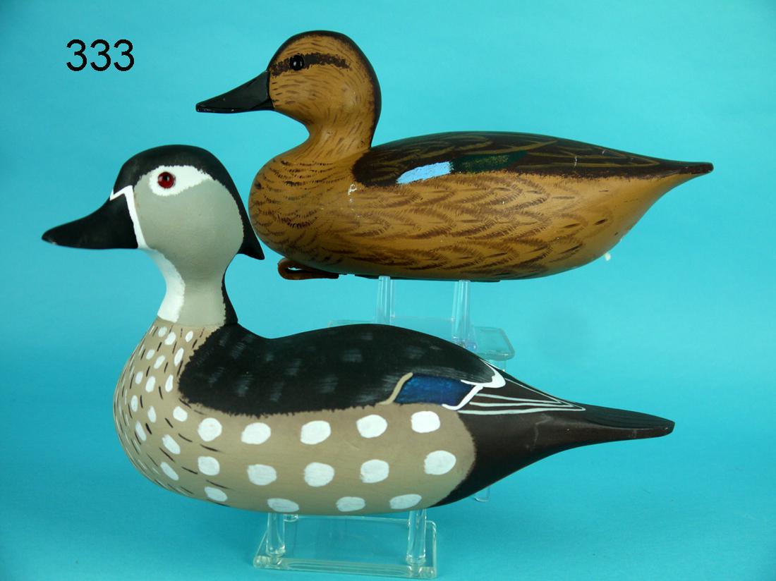 WOOD DUCK HEN, BIRDSALL DECOYS/BWT HEN, G. BELL (1 of 4)