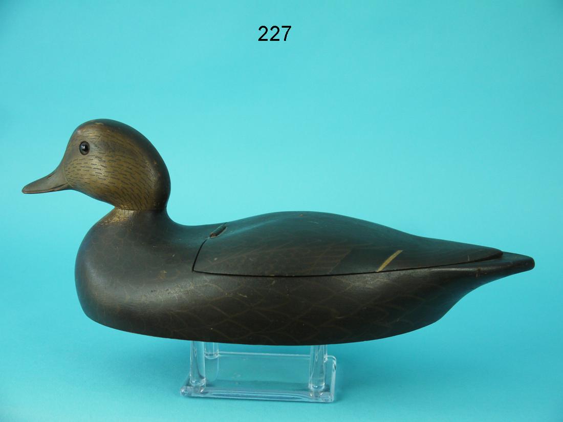 THREE-QUARTER SIZE BLACK DUCK JEWELRY BOX, OLD SAYBROOK (1 of 5)
