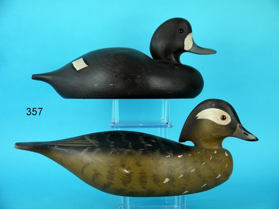 BLUEBILL HEN/WOOD DUCK HEN, BARNEGAT BAY DECOY CO. (1 of 4)