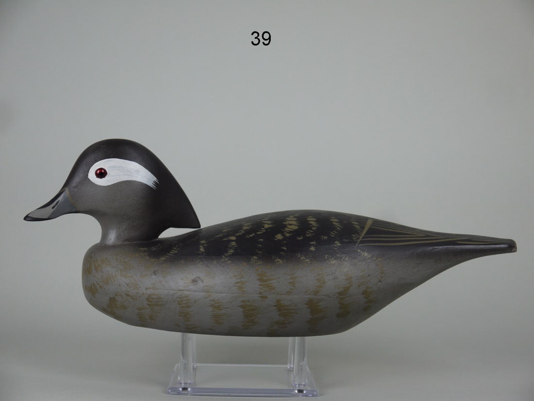WOOD DUCK HEN, BARNEGAT BAY DECOY CO. (1 of 4)