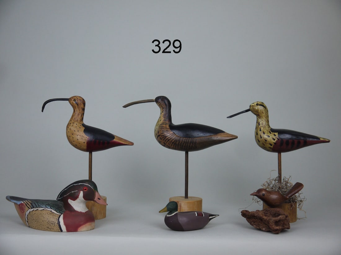 MISCELLANEOUS GROUP OF SIX  MINIATURE CARVINGS. (1 of 1)